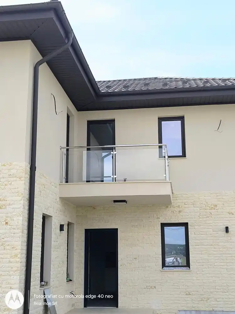 Balustrade inox pentru balcoane în Militari, București - model realizat de Real Inox