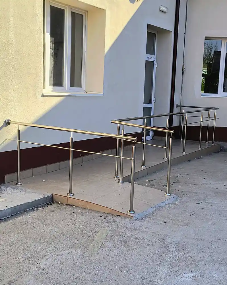 Balustrade inox clasice în Amara, Ialomița - model realizat de Real Inox