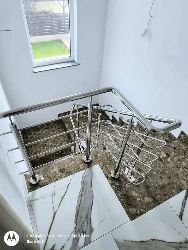 Balustrade inox cu model în Ghimbav, Brașov - model realizat de Real Inox
