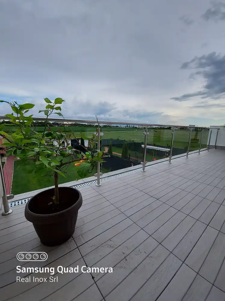 Balustradă inox pentru terasă la casă